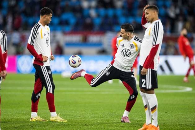 FIFA World Cup UEFA Qualifiers Luxembourg Germany 14 11 2025 Felix Nmecha Germany, 13 , Said El Mala Germany, 14 on the ball in the warm-up FIFA World Cup UEFA Qualifiers Luxembourg Germany Luxembourg, Stade de Luxembourg, 14 11 2025 Copyright: xBEAUTIFULxSPORTS Wunderlx