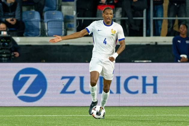 Jeremy Jacquet 4 France U21 controls the ball action during the UEFA U21 EURO 2027 Qualifying round match match between Switzerland U21 and France U21 at Stade de la Tuiliere in Lausanne, Switzerland Lausanne Lausanne, Switzerland, November 14 2025 Switzerland Switzerland Copyright: xGiuseppexVelletrix xSPPx