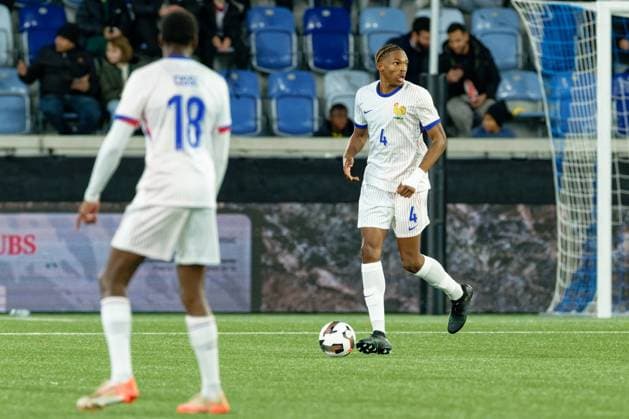 Jeremy Jacquet 4 France U21 in action close up during the UEFA U21 EURO 2027 Qualifying round match match between Switzerland U21 and France U21 at Stade de la Tuiliere in Lausanne, Switzerland Lausanne Lausanne, Switzerland, November 14 2025 Switzerland Switzerland Copyright: xGiuseppexVelletrix xSPPx