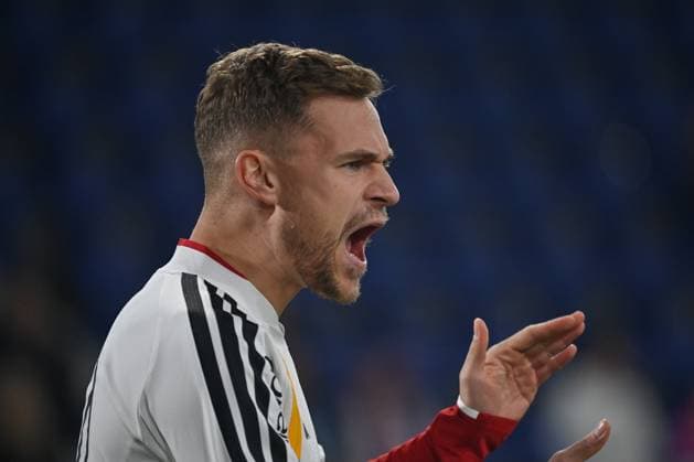 14 11 2025, xjrdrx, Football, World Cup Qualification 2026 Luxembourg Germany emspor, v l Joshua Kimmich Germany Portrait, Portraet, Einzelbild gibt Anweisungen, gestikuliert mit den Armen, gesticulate, gives instructions DFL DFB REGULATIONS PROHIBIT ANY USE OF PHOTOGRAPHS as IMAGE SEQUENCES and or QUASI VIDEO Luxembourg