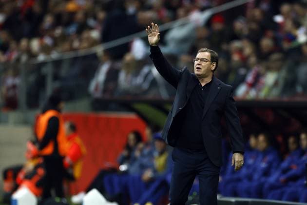 WARSAW - Poland coach Jan Urban during the World Cup qualifier between Poland and the Netherlands at the PGE Narodowy Stadium on November 14, 2025, in Warsaw, Poland. ANP KOEN VAN WEEL FIFA 2026 World Cup Qualifier 2025-2026 xVIxANPxSportx xxANPxIVx 542120044 originalFilename: 542120044.jpg