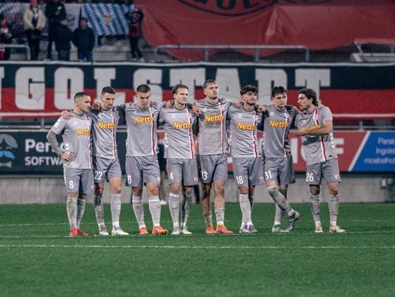 Germany Soccer, Bavarian State Cup 2025 26, Matchday 4 FC Ingolstadt 04 vs SSV Jahn Regensburg Audi Sportpark Ingolstadt SSV Jahn Regensburg before the penalty shootout Copyright: xChristopherxRupprechtx