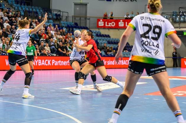 Handball Women EHF European League Women Qualification Round 3 Season 2025 2026 VfL Oldenburg vs HC Dalmatinka Ploce 14 11 2025