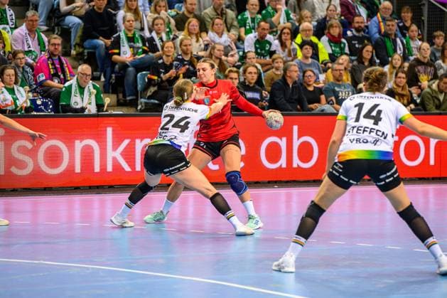 Handball Women EHF European League Women Qualification Round 3 Season 2025 2026 VfL Oldenburg vs HC Dalmatinka Ploce 14 11 2025