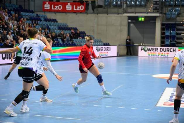 Handball Women EHF European League Women Qualification Round 3 Season 2025 2026 VfL Oldenburg vs HC Dalmatinka Ploce 14 11 2025
