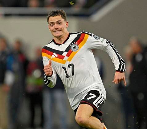 14 11 2025, Football World Cup Qualification Europe 2025 26, 9 Matchday, Luxembourg Germany, at Stade de Luxembourg Croix de Gasperich, Luxembourg , Florian Wirtz Germany spurts
