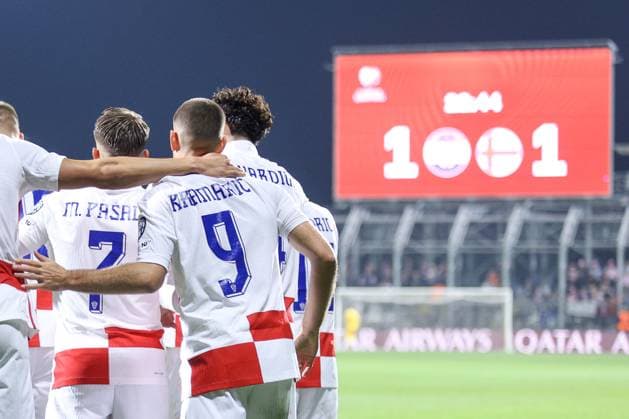 Fußball, WM Quali, Kroatien - Faröer Inseln Croatia v Faroe Islands - FIFA World Cup, WM, Weltmeisterschaft, Fussball 2026 Qualifier RIJEKA, CROATIA - NOVEMBER 14: Players of Croatia celebrate after Josko Gvardiol scores a goal for 1:1 during the FIFA World Cup 2026 qualifier match between Croatia and Faroe Islands at HNK Rijeka Stadium on November 14, 2025 in Rijeka, Croatia.  NelxPavletic PIXSELL