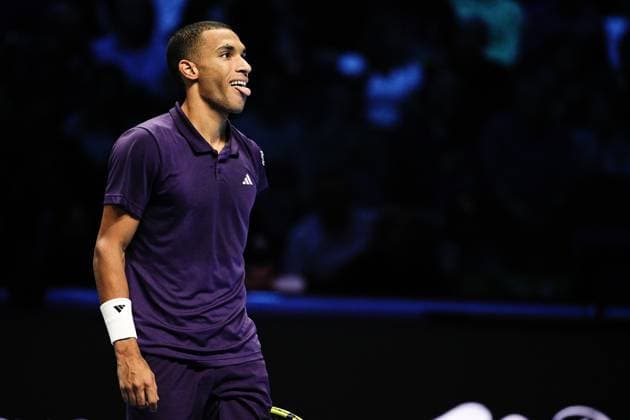 Canada s Felix Auger Aliassime react on the singles tennis match of the ATP, Tennis Herren World Tour Finals agains Germany s Alexander Zverev at the Inalpi Arena in Turin, Italy - Friday, Nov. 14, 2025. -  Copyright: xMarcoxAlpozzi LaPressex