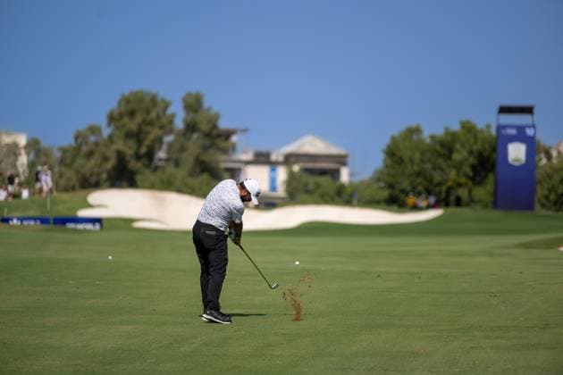 John Parry ENG Round 2 of the DP World Tour Championship 2025, held at the Jumeirah Golf Estate, Earth Course, Dhabi, United Arab Emerites 13 16 November 2025 Dubai United Arab Emerites DP World Tour, Dp World Tour Championship 2025, Golf x11290x  Copyright: xWilliamxBrodin TTx DP World Tour Championship 2025