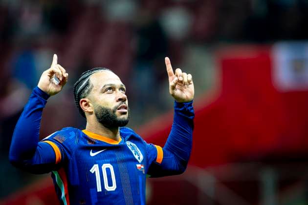 Netherlands forwarder Memphis Depay celebrating the goal during the match FOOTBALL EUROPEAN QUALIFIERS POLAND NETHERLANDS at the PGE Narodowy National Stadium for the FIFA World Cup 2026 UEFA Qualifiers Group G Matchday 9 season 2025 2026 in WARSAW, Poland on 14 november 2025, photo by Stefan Koops EYE4images DeFodi Images