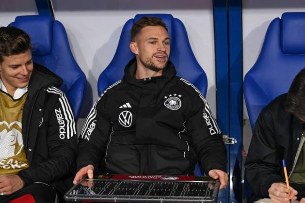 14 11 2025, xjrdrx, Football, World Cup Qualification 2026 Luxembourg Germany emspor, v l Joshua Kimmich Germany with scoreboard, substitution board DFL DFB REGULATIONS PROHIBIT ANY USE OF PHOTOGRAPHS as IMAGE SEQUENCES and or QUASI VIDEO Luxembourg