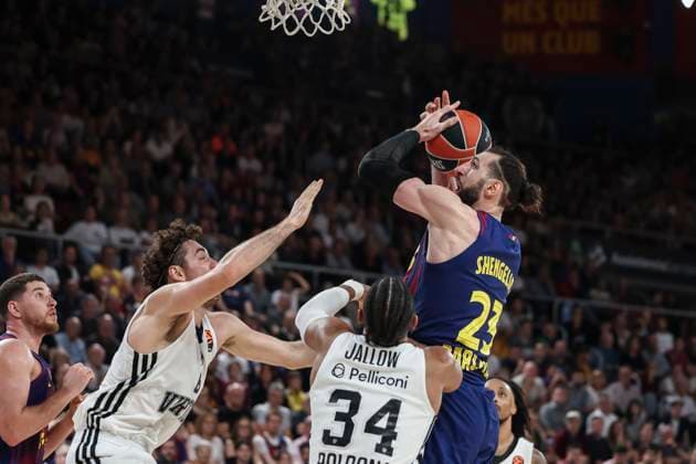 November 14, 2025, Barcelona, Barcelona, Spain: Tornike Shengelia of FC Barcelona, Barca in action during the EuroLeague Regular Season Round 11 match played between FC Barcelona and Virtus Bologna at Palau Blaugrana on November 14, 2025 in Barcelona, Spain. Barcelona Spain - ZUMAa181 20251114_zaa_a181_248 Copyright: xJavierxBorregox