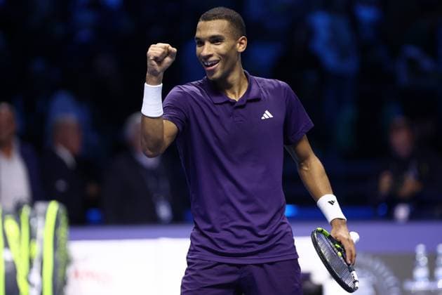 Alexander Zverev vs Felix Auger-Aliassime Felix Auger-Aliassime of Canada celebrates at the end of the Round Robin singles match between Alexander Zverev of Germany and Felix Auger-Aliassime of Canada on Day six of the Nitto ATP, Tennis Herren World Tour Finals. Turin Inalpi Arena Italy Copyright: xMarcoxCanonierox