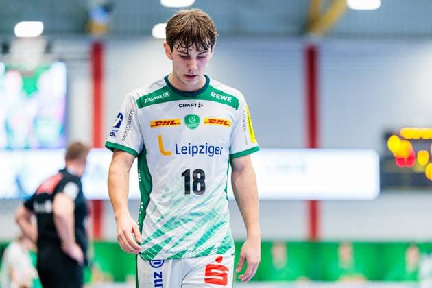 Staffan Peter SC DHfK Leipzig, 18 is disappointed dissatisfied GER, GWD Minden vs SC DHfK Leipzig, Handball, 1 Bundesliga, Matchday 12, Season 2025 2026, 14 11 2025 GER, GWD Minden vs SC DHfK Leipzig, Handball, 1 Bundesliga, Matchday 12, Season 2025 2026, 14 11 2025 Luebbecke Copyright: xEibner-Pressefoto JanxRollingerx EP_JSK