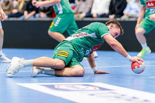 Tom Bergner GWD Minden, 28 in goal GER, GWD Minden vs SC DHfK Leipzig, Handball, 1 Bundesliga, Matchday 12, Season 2025 2026, 14 11 2025 GER, GWD Minden vs SC DHfK Leipzig, Handball, 1 Bundesliga, Matchday 12, Season 2025 2026, 14 11 2025 Luebbecke Copyright: xEibner-Pressefoto JanxRollingerx EP_JSK