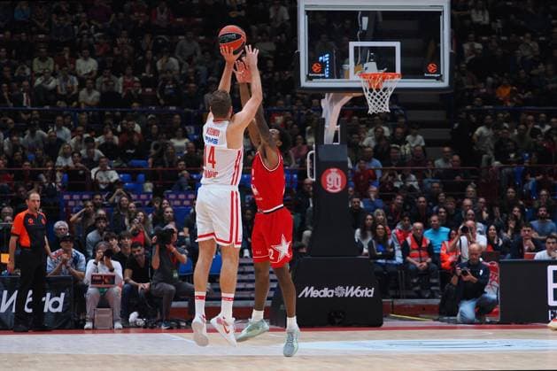 BASKET - Euroleague - EA7 Emporio Armani Milano vs Olympiakos Pireus Sasha Vezenkov (Olympiacos Piraeus) during EA7 Emporio Armani Milano vs Olympiakos Pireus, Basketball Euroleague match in Assago (MI), Italy, November 14 2025 Assago (MI) Italy  Copyright: xIPAxSport ABACAx