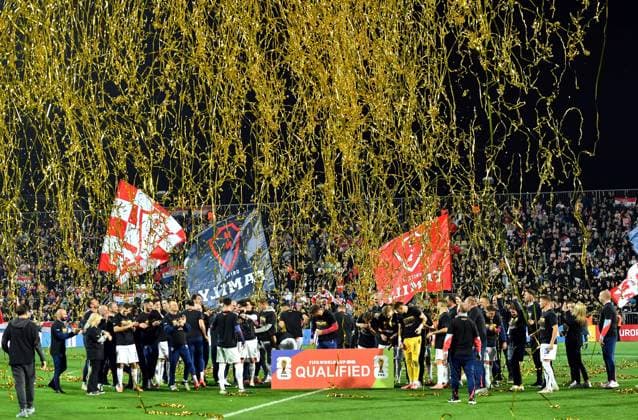 Croatia, Rijeka, 141125. Rujevica Stadium. Football match for the 2026 FIFA World Cup, WM, Weltmeisterschaft, Fussball qualifiers, Croatia - Faroe Islands. In the photo: celebration of Croatian players and fans, Croatia confirmed its place in the World Cup. Photo: Damir Skomrlj CROPIX Copyright: xxDamirxSkomrljx hrvatska_farski_otoci53-141125