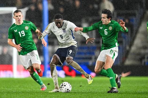 14th November 2025; St Andrews, Birmingham, Midlands, England; UEFA European Under 21 Championship Qualifying, England versus Republic of Ireland; Divin Mubama of England U21, U 21 looks to beat Darius Lipsiuc and Jad Hakiki of Ireland U21  GodfreyxPitt