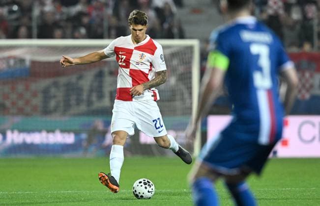 Croatia v Faroe Islands - FIFA World Cup, WM, Weltmeisterschaft, Fussball 2026 Qualifier RIJEKA, CROATIA - NOVEMBER 14: Luka Vuskovic of Croatia in action during the FIFA World Cup 2026 qualifier match between Croatia and Faroe Islands at HNK Rijeka Stadium on November 14, 2025 in Rijeka, Croatia.  MarkoxLukunic PIXSELL
