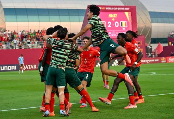 Portugal v Belgium : Round of 32- FIFA U-17 World Cup Qatar 2025 Anisio Cabral (L) of Portugal celebrates after scoring the second goal during the FIFA U-17 World Cup Qatar 2025 Round of 32 match between Portugal and Belgium in Doha, Qatar, on November 14, 2025. DOHA Qatar Copyright: xNOUSHADxTHEKKAYILx