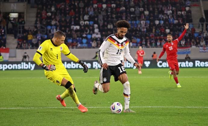 14 11 2025, Football, Men, Qualification, European Qualifiers, Luxembourg Germany, Anthony Moris Luxembourg Kevin Schade Germany Luxembourg Luxembourg Stade de Luxembourg Luxembourg Luxembourg LUX Copyright: xFabianxKleerx