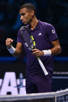 Felix Auger-Aliassime (CAN) during the singles match between Alexander Zverev (GER) and Felix Auger-Aliassime (CAN) during day six of the Nitto ATP, Tennis Herren Finals 2025 at Inalpi Arena on November 14, 2025 in Turin, Italy  Copyright: xDomenicoxCippitelli IPAxSportx xipa-agency.netx xx IPA_67968025 IPA_Agency_IPA67968025