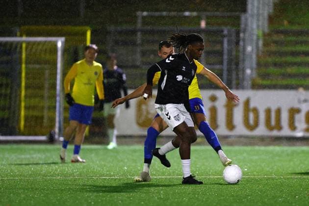 11 Luis Gleich SC Victoria Hamburg , 30 Elia Boakye Teutonia 05 Fußball I Herren I Gamesright Oberliga Hamburg I Saison 2025 2026 I 17 Spieltag I SC Victoria Hamburg Teutonia 05 I 14 11 2025 I Stadion Hoheluft