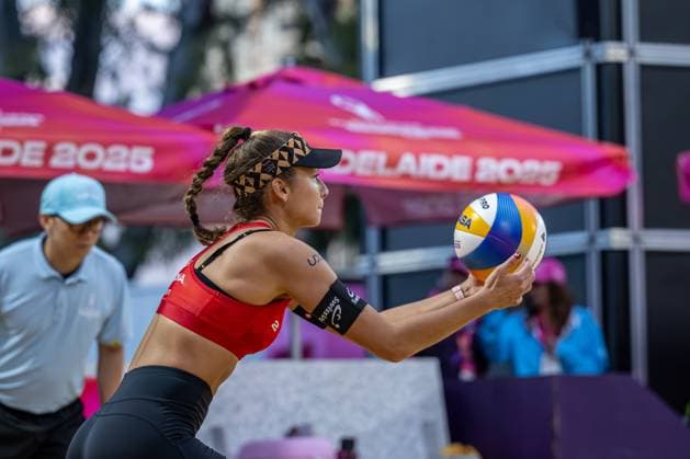 Beach Volleyball World Championships Adelaide, Australia 14 11 2025 ADELAIDE, AUSTRALIA NOVEMBER 14 Leona Kernen Player 2, SUI during the Beach Volleyball World Championships at Adelaide on November 14, 2025 in Adelaide, Australia Copyright: xBEAUTIFULxSPORTS PeterxWeberx