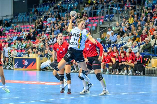 Handball Women EHF European League Women Qualification Round 3 Season 2025 2026 VfL Oldenburg vs HC Dalmatinka Ploce 14 11 2025 Marie Steffen 14, VfL Oldenburg