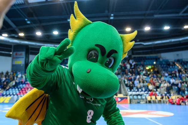 Handball Women EHF European League Women Qualification Round 3 Season 2025 2026 VfL Oldenburg vs HC Dalmatinka Ploce 14 11 2025 Mascot Robby Feuerglück VfL Oldenburg