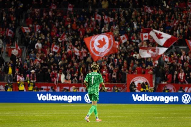 Canada v Ecuador - International Friendly, Länderspiel, Nationalmannschaft Dayne ST. Clair 1 of Canada looks on during the International Friendly match between Canada and Ecuador at BMO Field in Toronto, Ontario, on November 13, 2025. Toronto Canada  Copyright: xKenxNgx originalFilename:ng-notitle251113_npmzQ.jpg