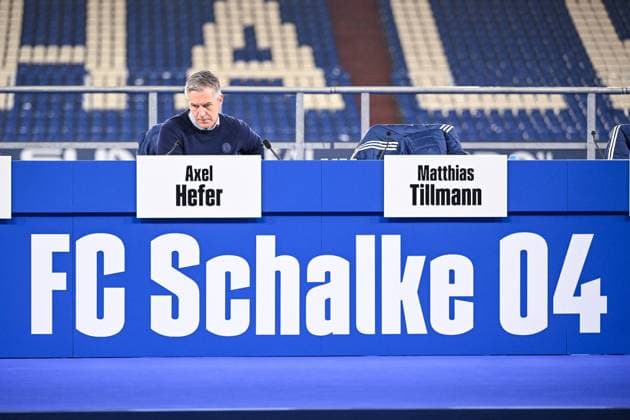 15 11 2025, Football, Test match, Season 2025 2026, General Meeting 2025 FC Schalke 04, Chairman of the Supervisory Board Axel Hefer FC Schalke 04 xRHR PHOTO YYx Copyright: KROEGER RHR-FOTOx RHR-FOTO YY