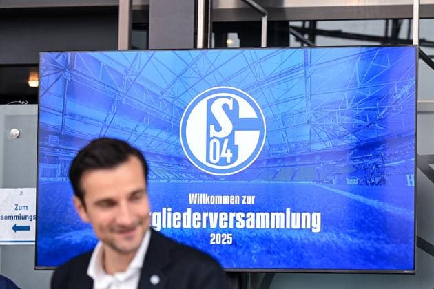 15 11 2025, Football, Test match, Season 2025 2026, General Meeting 2025 FC Schalke 04, Chairman of the Board Matthias Tillmann FC Schalke 04 xRHR PHOTO YYx Copyright: KROEGER RHR-FOTOx RHR-FOTO YY