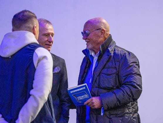 Football, Men, Season 2025 26, Hertha BSC, Annual General Meeting at Messe Berlin, f l Collin Jahn Director of Marketing and Sales , Managing Director Dr Peter Görlich Hertha BSC , Peter Gayda, 15 11 2025, Copyright: xSebastianxRäppold MatthiasxKochx