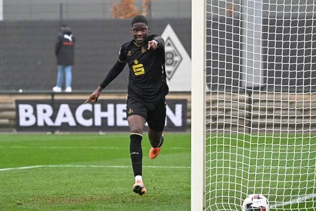 15 11 2025, Football U17 DFB Youth League, Preliminary Round, Group G, Season 2025 2026, Borussia Moenchengladbach 1 FC Koeln at the Fohlenstadion in Moenchengladbach Elfried Assiobo Tipoh 1 FC Koeln U17, 09 celebrates his goal for 2 1 Photo Kirchner Media Thomas Haesler Copyright: xKirchner-Media ThomasxHaeslerx