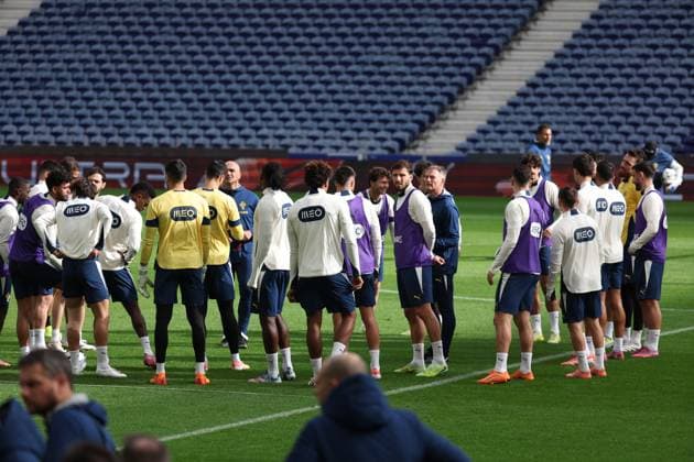 National Portugal team during the training ahead of the match between Portugal and Armenia, valid for qualification for the World Cup 2026 at Estadio do Drag‹o on 15 November 2026 Porto Estadio do Dragao Porto Portugal Copyright: xIMAGOx xPRIMExSPORTSxIMAGESx xFILIPExOLIVEIRAx