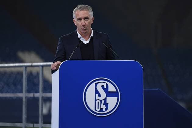Soccer 2 Bundesliga General Meeting of FC Schalke 04 on 15 11 2025 in the Veltins Arena in Gelsenkirchen Frank Baumann Member of the Board Schalke xRx