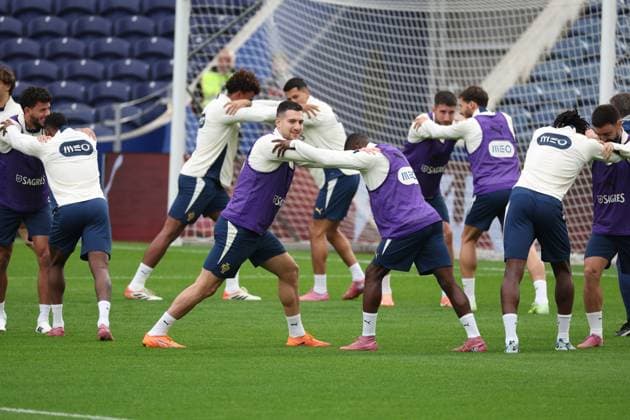 National Portugal team during the training ahead of the match between Portugal and Armenia, valid for qualification for the World Cup 2026 at Estadio do Drag‹o on 15 November 2026 Porto Estadio do Dragao Porto Portugal Copyright: xIMAGOx xPRIMExSPORTSxIMAGESx xFILIPExOLIVEIRAx