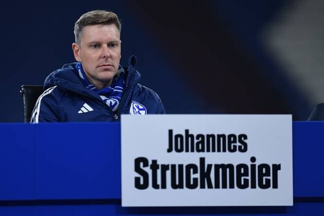 Soccer 2 Bundesliga General Meeting of FC Schalke 04 on 15 11 2025 at the Veltins Arena in Gelsenkirchen Johannes Struckmeier Supervisory Board Schalke xRx