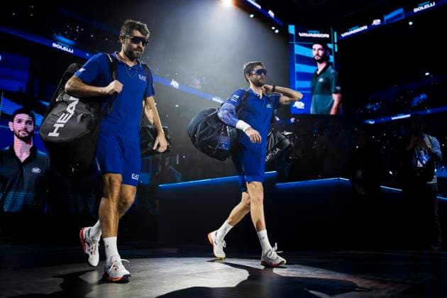 Nitto ATP, Tennis Herren Finals 2025 - Day Seven Simone Bolelli (L) and Andrea Vavassori of Italy walk out prior to their semi-final doubles match against Harri Heliovaara Finland and Henry Patten of Great Britain during day seven of the Nitto ATP Finals 2025. Harri Heliovaara and Henry Patten won 6-4, 6-3. Turin Italy Copyright: xNicolòxCampox
