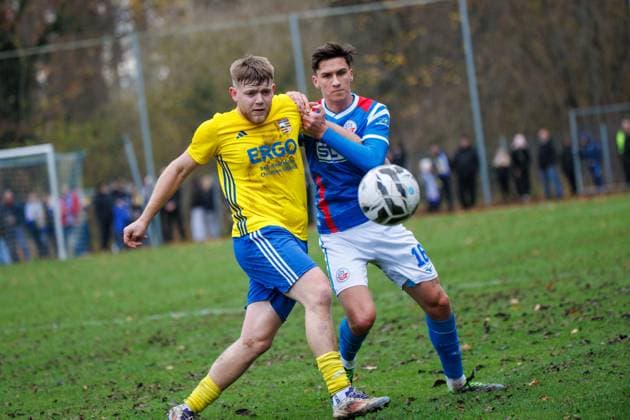 left Max Rocher Penzlin vs Lukas Wallner Rostock GER, Penzliner SV vs FC Hansa Rostock, Football, Men, Landespokal Lübzer Pilscup, Round of 16, Season 2025 2026, 15 11 2025 Penzlin Data Experts Sportpark Mecklenburg Vorpommern Germany