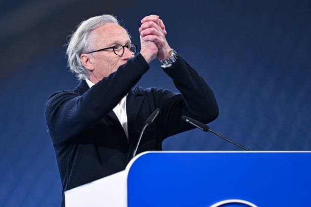 15 11 2025, Football, Test match, Season 2025 2026, General Meeting 2025 FC Schalke 04, New member of the Supervisory Board Stefan Hegmanns FC Schalke 04 thanks its members xRHR PHOTO YYx Copyright: KROEGER RHR-FOTOx RHR-FOTO YY