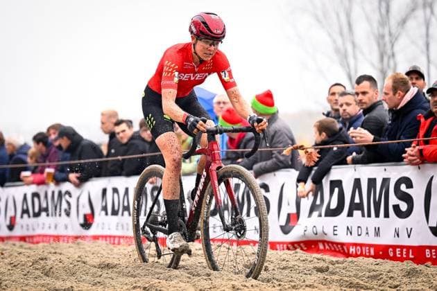 Telenet Superprestige 2025-2026 Merksplas MERKSPLAS, BELGIUM - NOVEMBER 15 : Van Alphen Aniek (NED) of Seven Racing during the 4th leg of the Merksplas Telenet Superprestige 2025-2026 a cyclocross race for Women Elite on November 15, 2025 in Merksplas, Belgium, 15 11 2025 (  Copyright: xTomasxSiskx