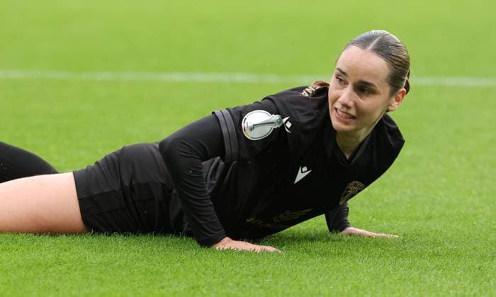 Rieke Tietz disappointed after missed goal chance Disappointment Sport Football Soccer DFB Cup Womens Womens Round of 16 Season 2025 2026 15 11 2025 1 FC Union Berlin vs FC Carl Zeiss Jena DFL regulations prohibit any use of photographs as image sequences and or quasi video