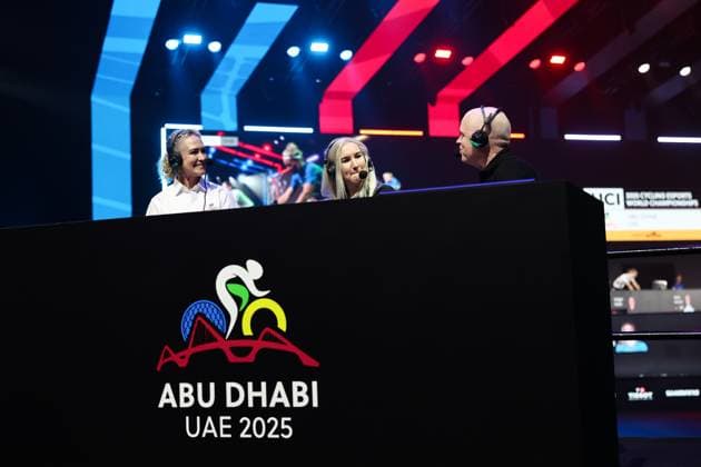 2025 UCI Cycling Esports World Championships powered by MyWhoosh Picture by Alex Whitehead SWpix.com - 15 11 2025 - Cycling - 2025 UCI Cycling Esports World Championships powered by MyWhoosh - Space42 Arena, Abu Dhabi, UAE - Elite Women - Commentary Team Abu Dhabi Space42 Arena United Arab Emirates Copyright: x xSWpix.comx(t axPhotographyxHubxLtd)xAlexxWhitehead SWpix.comx SWP-3030-12082