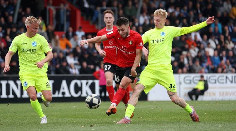 Football, RL Südwest, SG Sonnenhof Großaspach - Stuttgarter Kickers