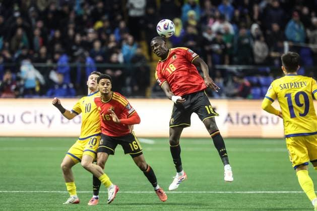 Kazakhstan Maksim Samorodov, Belgium s Koni De Winter and Belgium s Amadou Onana fight for the ball during a soccer game between Kazakhstan and Belgium s Red Devils, Saturday 15 November 2025 in Astana, Kazakhstan, qualification game 7 8 for the 2026 FIFA World Cup, WM, Weltmeisterschaft, Fussball VIRGINIExLEFOUR  x141771854x