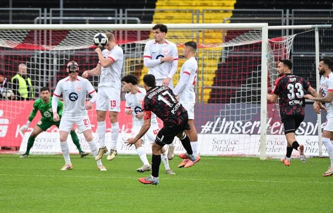 Football, RL Südwest, KSV Hessen Kassel - Kickers Offenbach