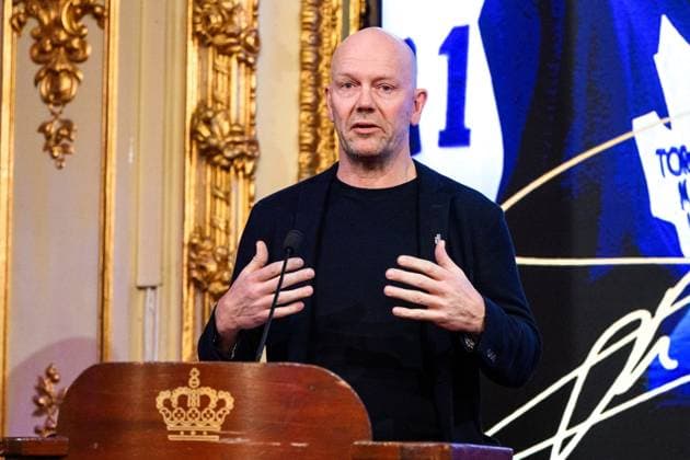 251115 Mats Sundin has been awarded the inaugural Börje Salming Courage Award during an event hosted by NHLAA on November 15, 2025 in Stockholm Photo Jesper Zerman BILDBYRAN kod JZ JZ0644 SWEDEN AND NORWAY ONLY NO SYNDICATION ishockey ice hockey nhl alumni association börje salming courage award  Copyright: JESPERxZERMAN BB251115JZ072