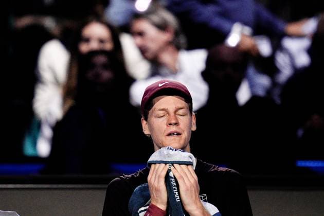 Italy s Jannik Sinner react during the singles semi-finals tennis match of the ATP, Tennis Herren World Tour Finals against Australia s Alex de Minaur at the Inalpi Arena in Turin, Italy - Saturday, Nov. 15, 2025. -  Copyright: xMarcoxAlpozzi LaPressex